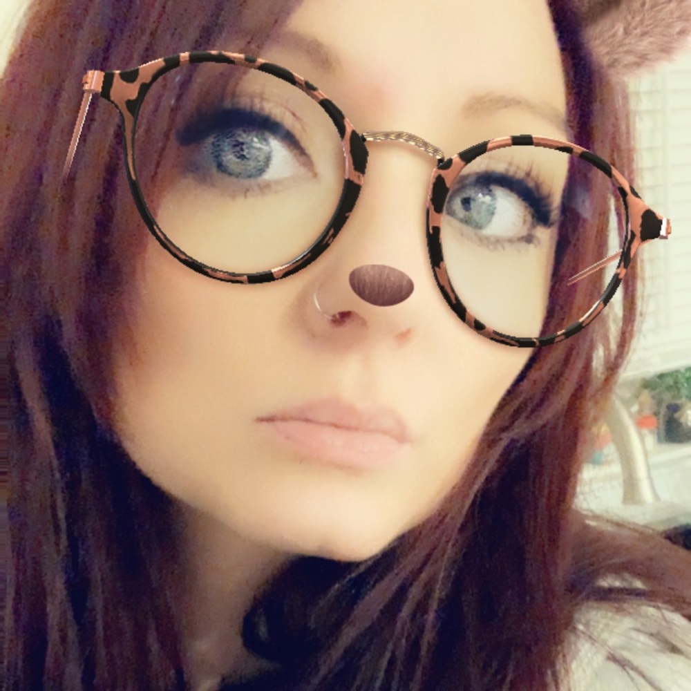 Meet your Posher, Nikki